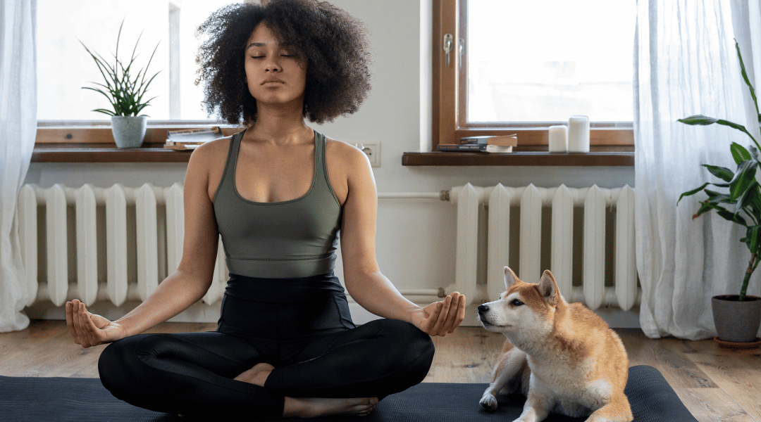 6 Reasons to Combine CBD and Yoga
